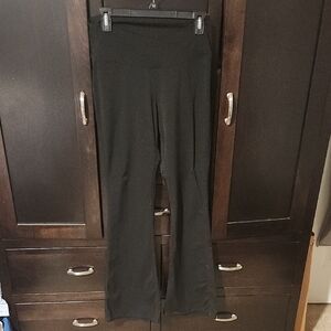 Sleek Black Women's Leggings